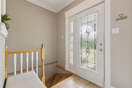 31  Rue Raymond, Val-des-Monts, Квебек J8N 7R6, Канада