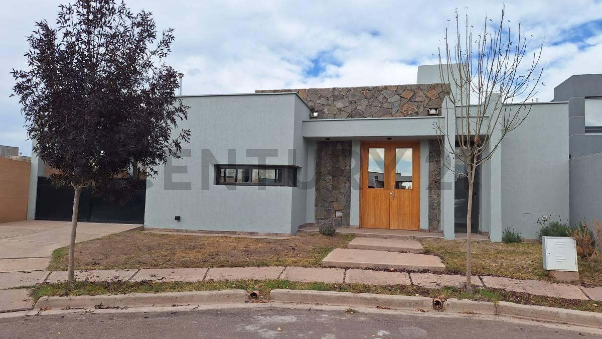 Bº GARDENS , Mayor Drummond, Mendoza 5507, Argentina