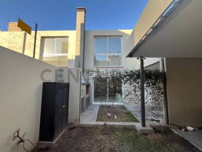 Atahualpa Yupanqui 789 sur - Complejo CAPRI OESTE , San Juan, San Juan 5400, Argentina