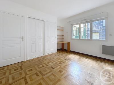 Clermont Ferrand, 奧弗涅 63000, 法國