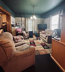 715 SE 2nd Street, Washington, Indiana 47501