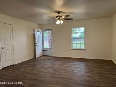 440 W Scott Street, Slaton, 德克薩斯州 79364, 美國