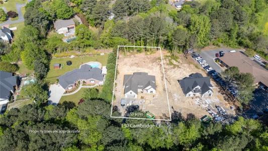 130 Cambridge Court, Calhoun, Georgia 30701