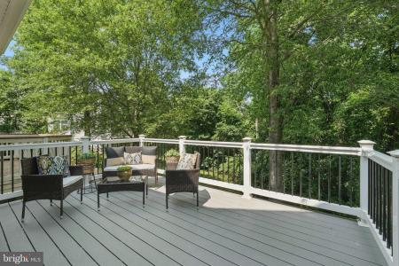 5605 Swift Creek Court, Haymarket, Virginia 20169, USA