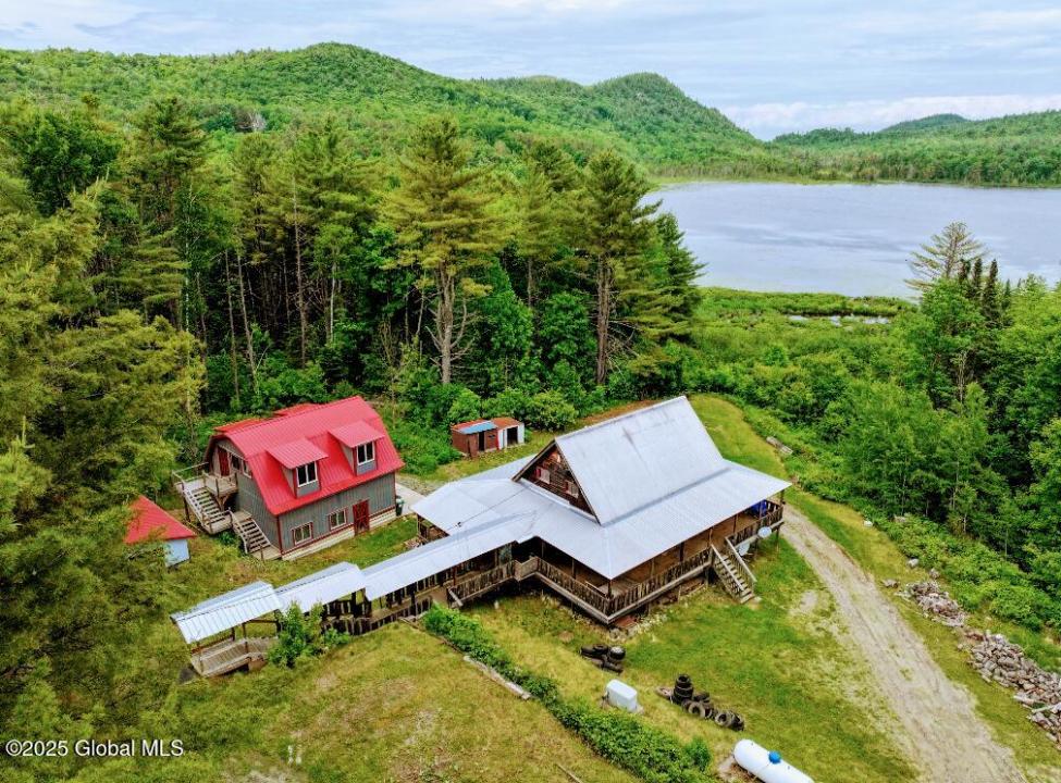 92 Riddle Road, Moriah, New York 12956, États-Unis