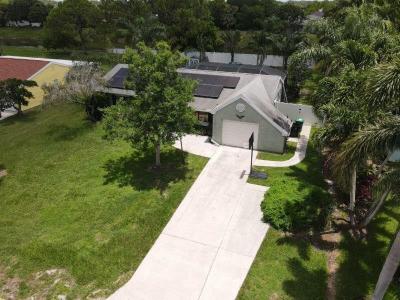 679 SW Belmont Circle, Port Saint Lucie, Florida 34953