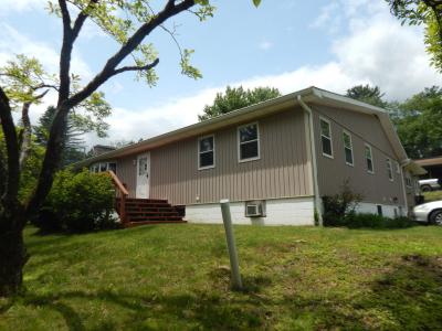 3277 State Street, White Haven, Pennsylvania 18661, HOA KỲ