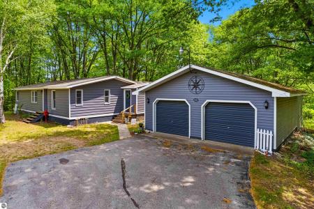 2692 Kettle Lake Road, Kalkaska, Michigan 49646, USA