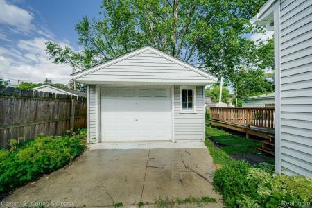 3015 N Wilson Ave, Royal Oak, Michigan 48073, USA