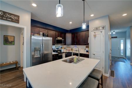 105 W Spring Drive, Elyria, Ohio 44035, Estados Unidos