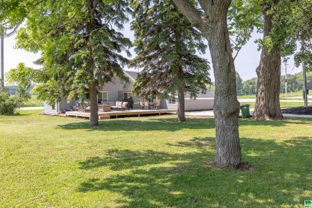 28982 K22, Hinton, Iowa 51024