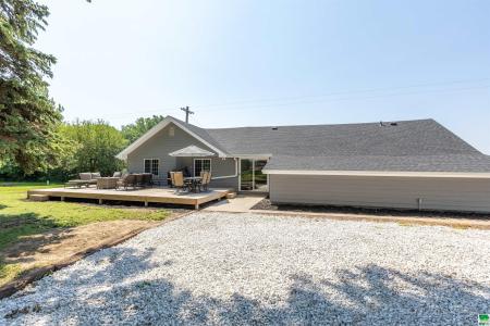 28982 K22, Hinton, Iowa 51024