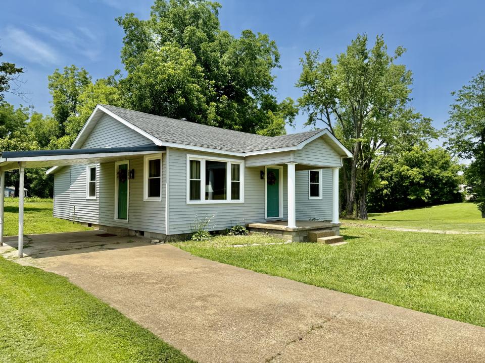 206 School Dr, Hornbeak, Tennessee 38232, Estados Unidos