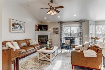 2631 BLACK WALNUT DR, North Logan, Юта 84341, Соединенные Штаты