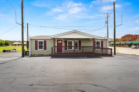 4 Green Street, Athens, Tennessee 37303, USA