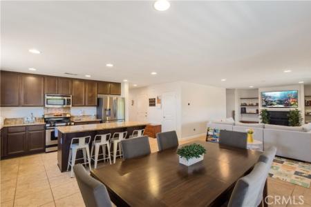 27071 Red Rock Ct, Menifee, California 92585, Estados Unidos