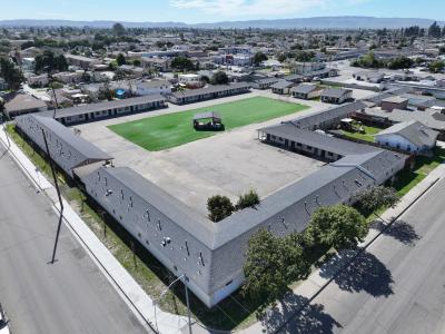 1324 N Broadway, Santa Maria, California 93454, USA
