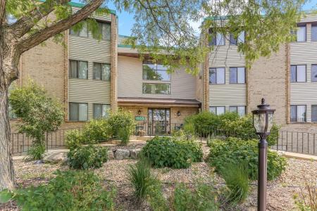 1855 Silver Bell Road , 120, Eagan, Minnesota 55122, USA