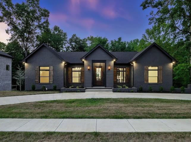 2549 Everwood Ct, Clarksville, Tennessee 37043, Stati Uniti