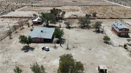 11690 Camp Rock  Rd, Lucerne Valley, California 92356, HOA KỲ