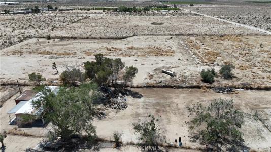 11690 Camp Rock  Rd, Lucerne Valley, California 92356, USA