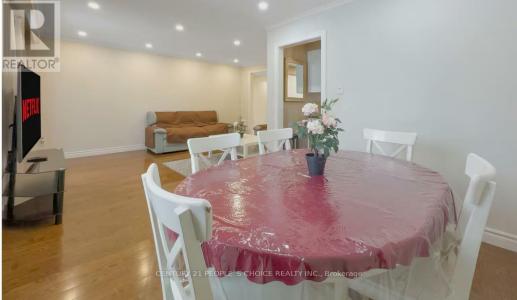1246 LANDFAIR CRESCENT, Oakville (fa Falgarwood), Ontario L6H 2N3, Canadá