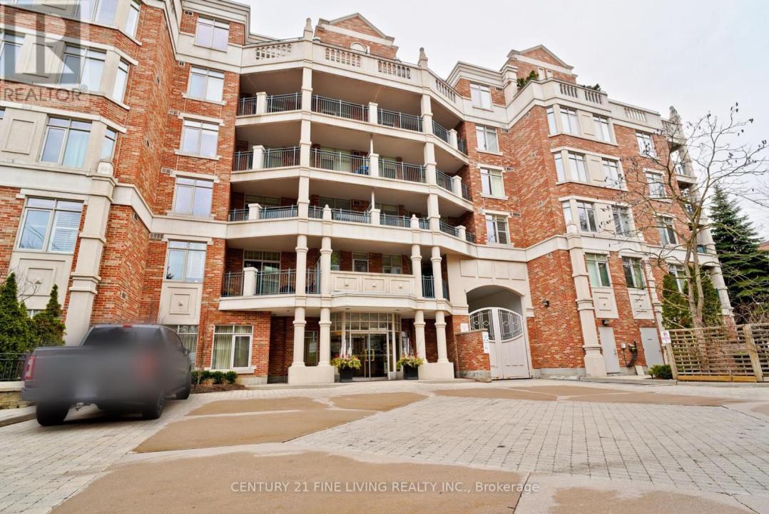 10 OLD MILL TRAIL EAST, Toronto (kingsway South), Ontario M8X 2Y9, Canadá