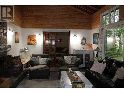 1281 HOSKINS ROAD, Seymour Arm, British Columbia V0E 2V2, Canada
