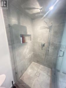 19 HOLMAN CRESCENT, Aurora (aurora Heights), Ontario L4G 1Z8, Canada