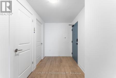 1063 DOUGLAS MCCURDY COMM CIRCLE, Mississauga (lakeview), Ontario L5G 0C5, Canada