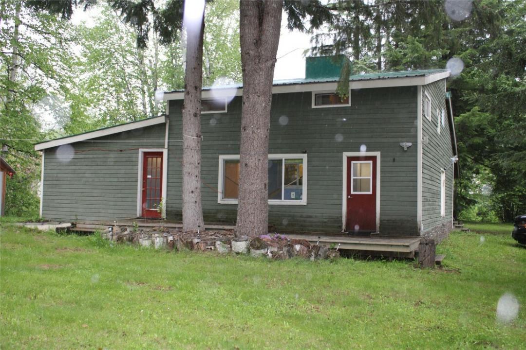 1281 HOSKINS ROAD, Seymour Arm, British Columbia V0E 2V2, Canada
