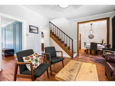 51633 YALE ROAD, Rosedale, Colúmbia Britânica V0X 1X1, Canadá