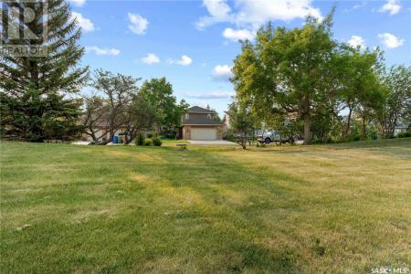 1430 WASCANA HIGHLANDS, Regina, Saskatchewan S4V 2K2, Canada