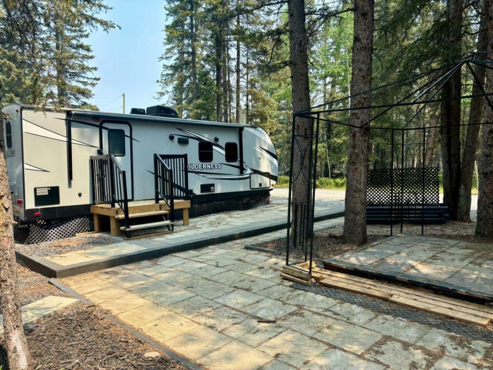 55 TIMBER TRAIL, Sundre, Alberta T0M 1X0, CANADÁ
