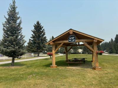 55 TIMBER TRAIL, Sundre, Alberta T0M 1X0, CANADÁ