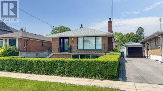 70 WEXFORD BOULEVARD, Toronto (wexford-maryvale), Ontario M1R 1L3, Canada