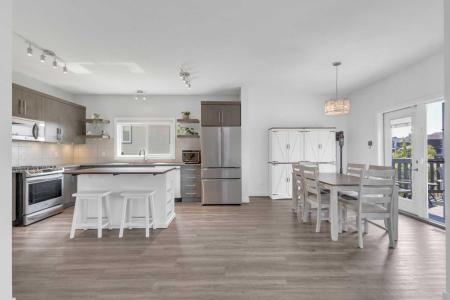 22 VICTORY CLOSE, Red Deer, Alberta T4R 0N2, Kanada