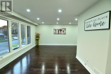 3 SILVERTIP CRESCENT, Toronto (west Hill), 온타리오주 M1E 4T4, 캐나다