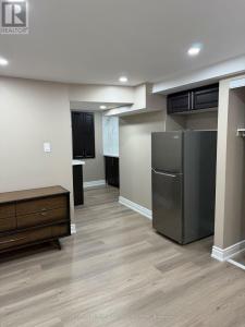 4377 VIOLET ROAD, Mississauga (east Credit), Ontario L5V 1J8, CANADÁ