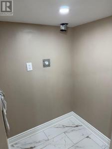 4377 VIOLET ROAD, Mississauga (east Credit), Ontario L5V 1J8, CANADÁ