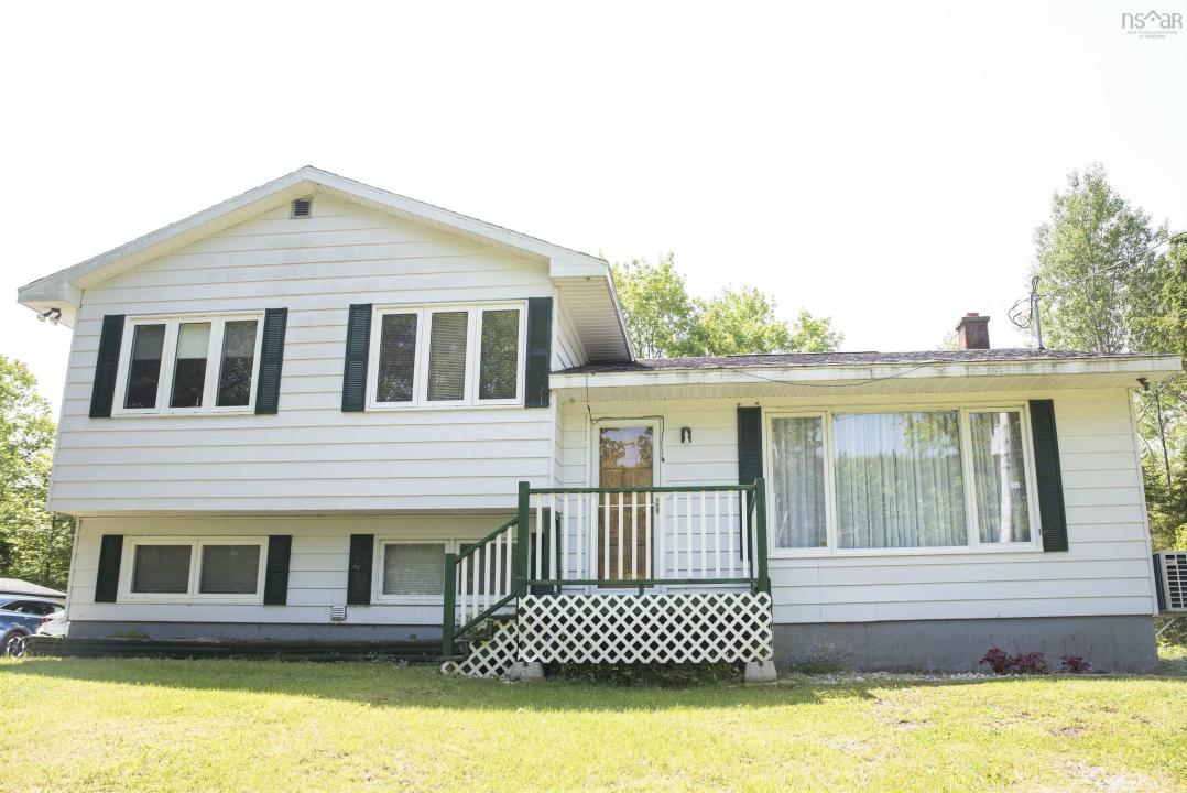 1505 COXHEATH ROAD, Coxheath, Nova Scotia B1L 1B3, Canada