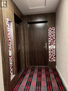 8763 BAYVIEW AVENUE, Richmond Hill (doncrest), オンタリオ L4B 3V1, カナダ
