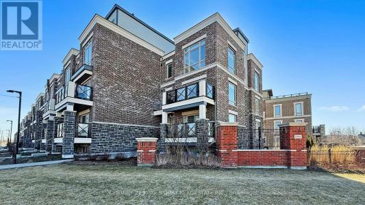 10 WESTMEATH LANE, Markham (cornell), Ontario L6B 1N5, Canadá