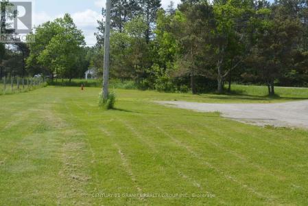 671 HASTINGS STREET NORTH, Bancroft, Ontario K0L 1C0, Canadá