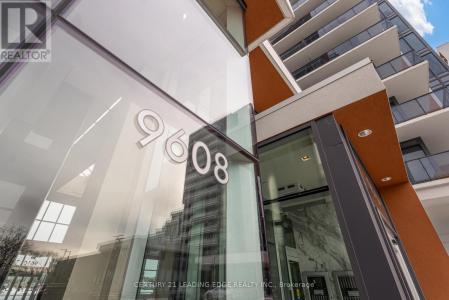 9608 YONGE STREET, Richmond Hill (north Richvale), Ontario L4C 0X4, Canadá