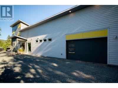 140 RONDANE CRESCENT, Prince George, British Columbia V2N 6W3, Canada