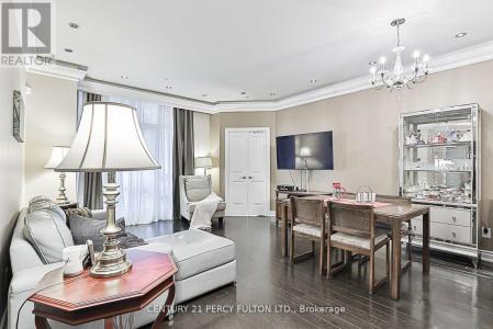 10 BLOORVIEW PLACE, Toronto (don Valley Village), Ontario M2J 0B1, Canada
