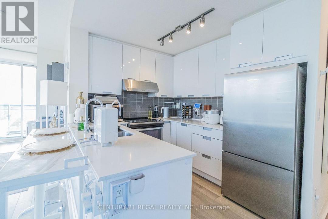 5025 FOUR SPRINGS AVENUE, Mississauga (hurontario), 安大略省 L5R 0G5, 加拿大