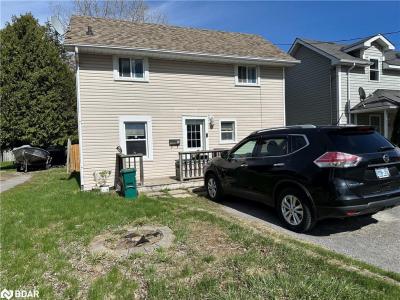 19 PELHAM STREET, Quinte West, Ontario K8V 5A8, Canada