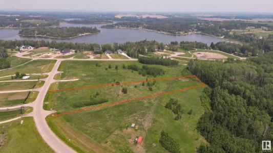 2307 TWP ROAD 522, Rural Parkland County, Alberta T7Y 3L7, Canadá